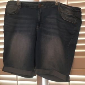 Avenue denim shorts stretchy
